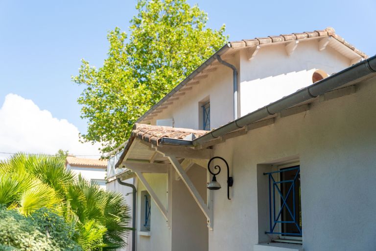 luxury house 5 Rooms for sale on ROYAN (17200)