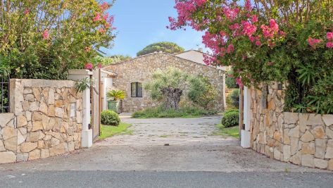 Sale Luxury provencale house Grimaud 8 Rooms 230 m²
