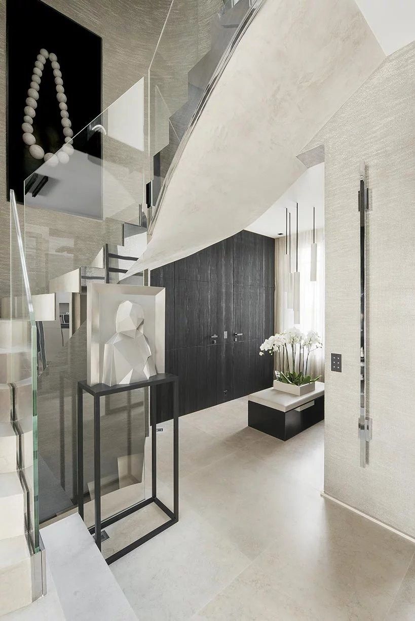 luxury house 7 Rooms for sale on NEUILLY SUR SEINE (92200)