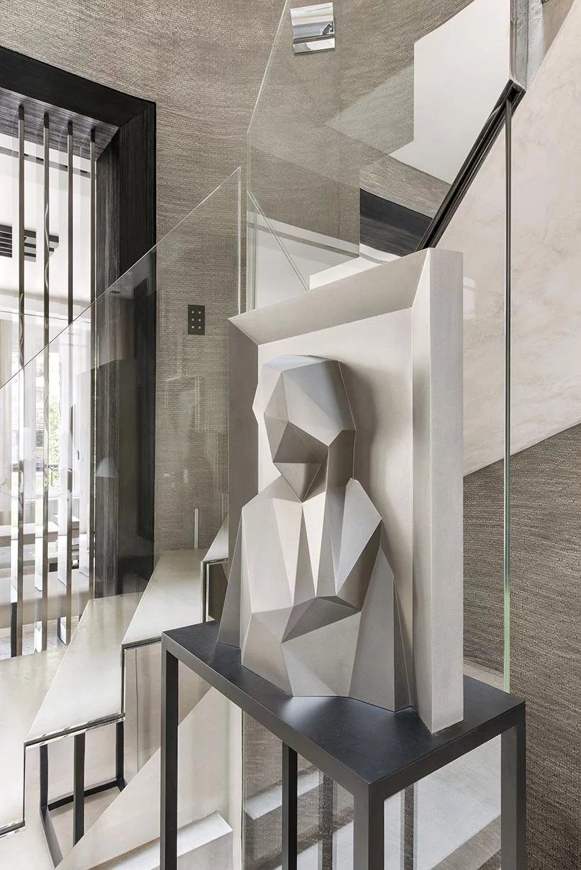 luxury house 7 Rooms for sale on NEUILLY SUR SEINE (92200)