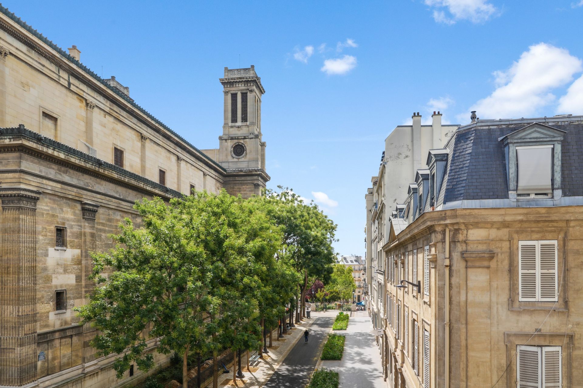 luxury apartment 6 Rooms for sale on PARIS (75010)