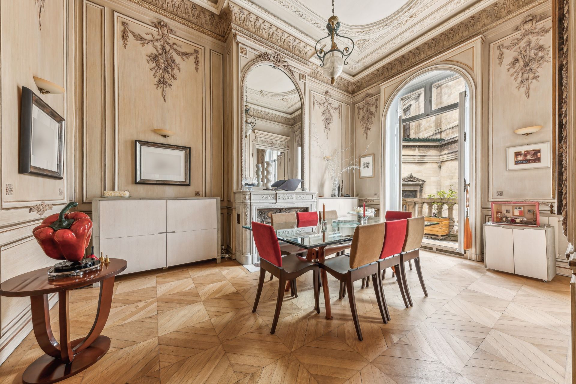 luxury apartment 6 Rooms for sale on PARIS (75010)