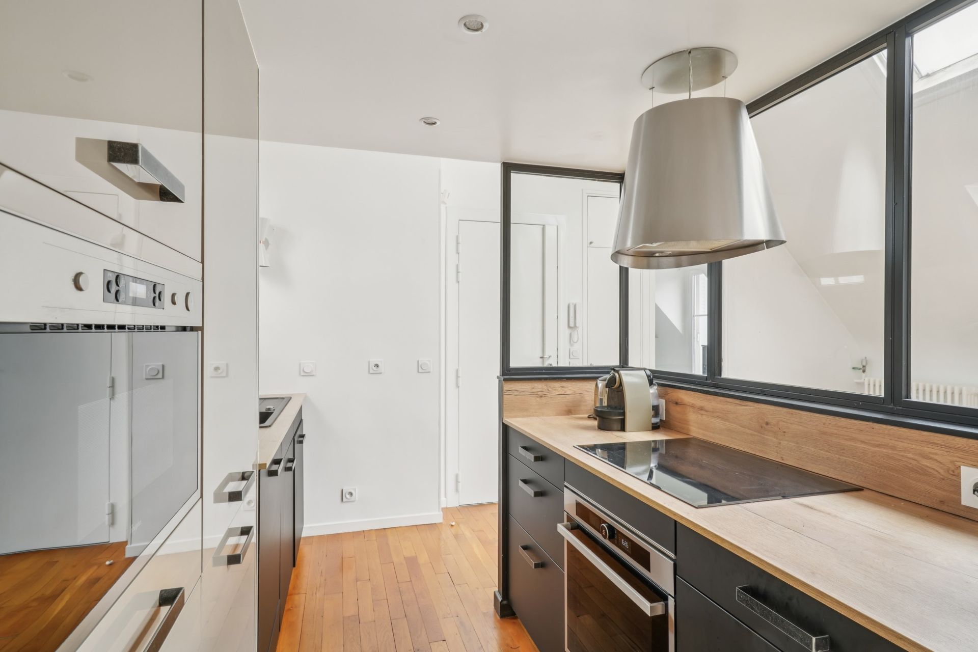 atelier d'artiste de luxe 3 Pièces en vente sur PARIS (75018)