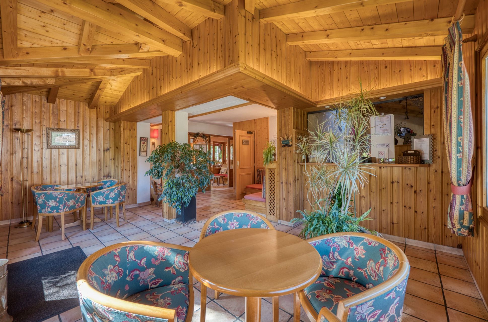 luxury chalet 25 Rooms for sale on MEGEVE (74120)