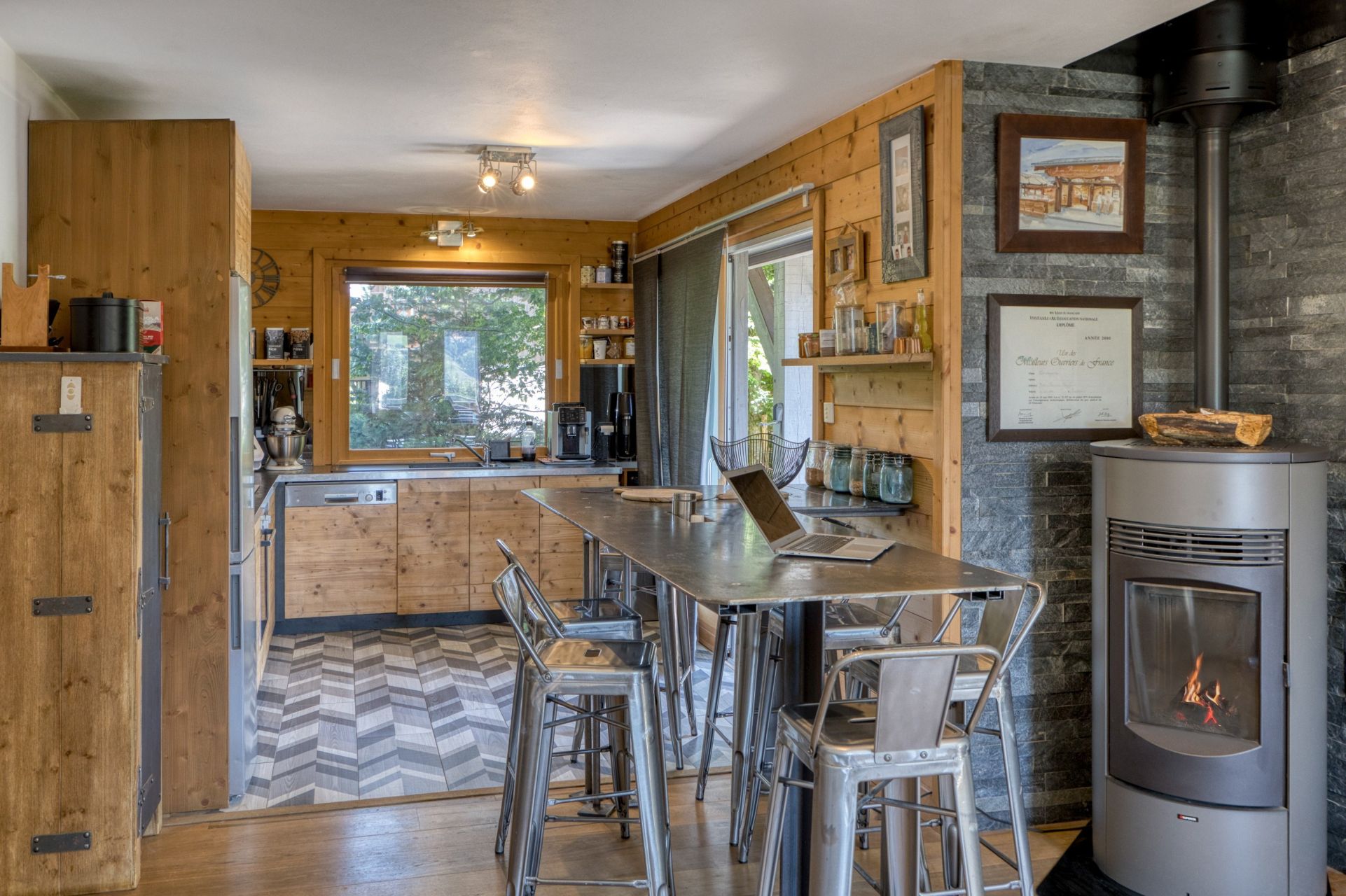 luxury apartment 4 Rooms for sale on MEGEVE (74120)