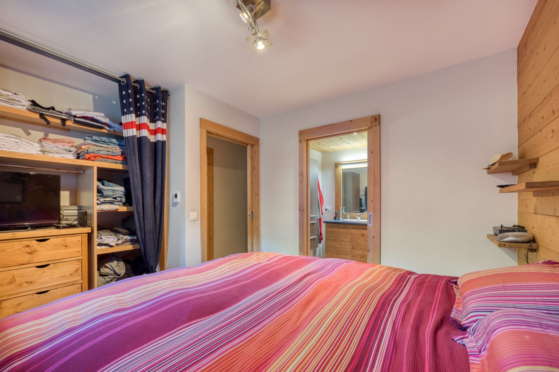 luxury apartment 4 Rooms for sale on MEGEVE (74120)