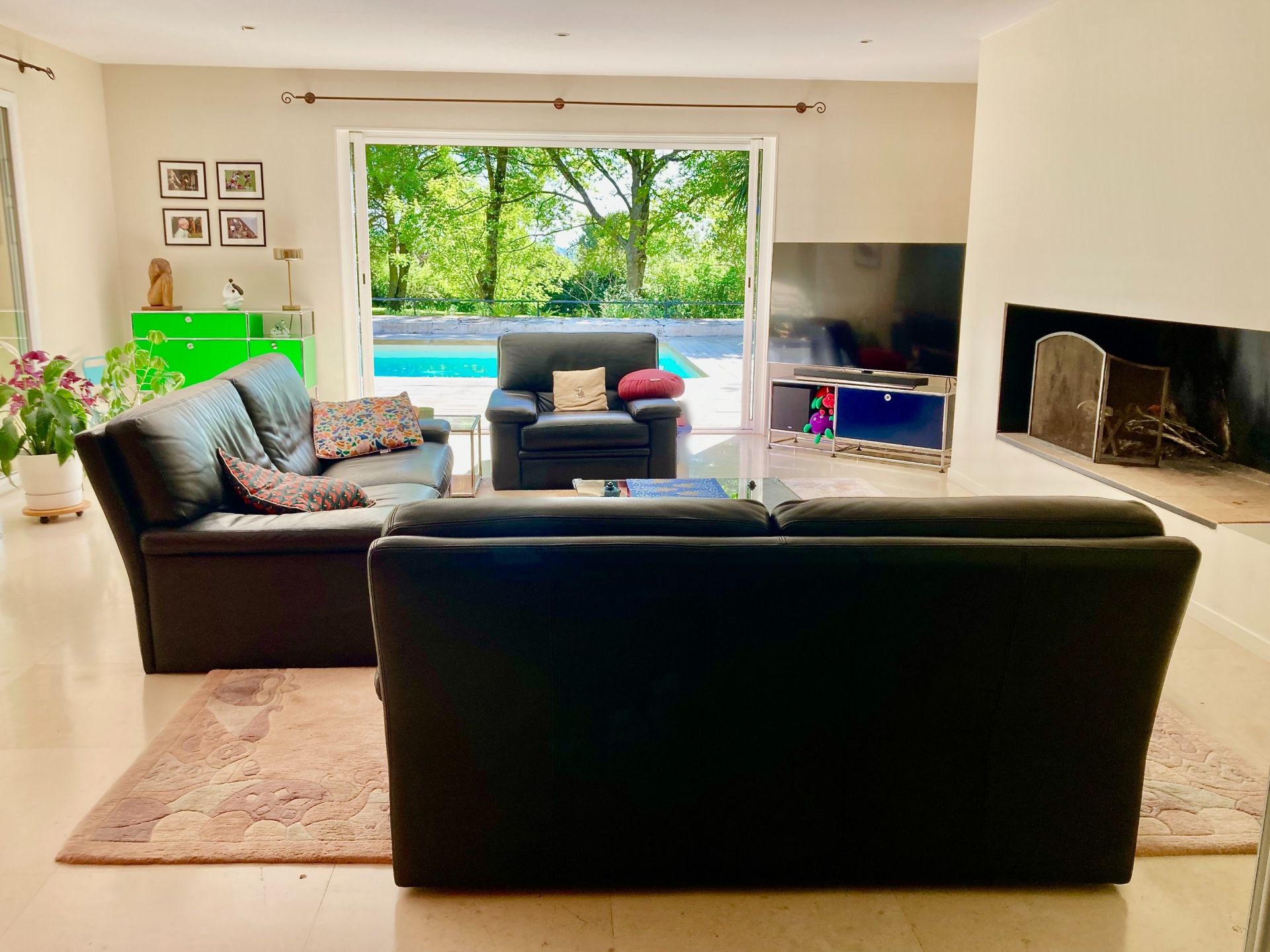 luxury house 6 Rooms for sale on CLERMONT LE FORT (31810)