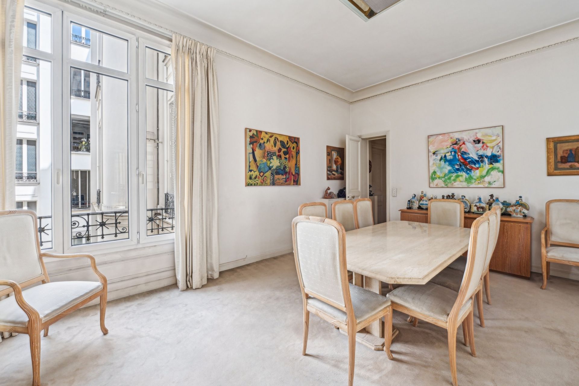 luxury apartment 6 Rooms for sale on PARIS (75017)