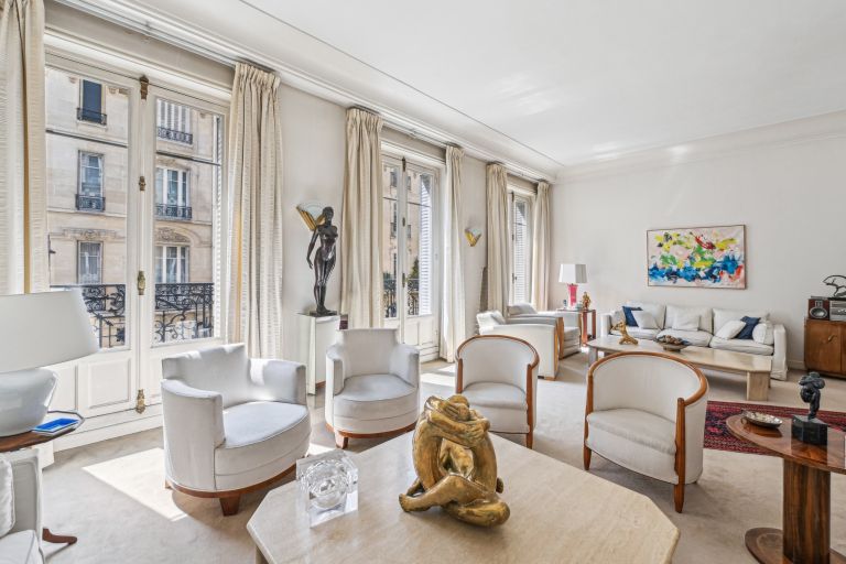 luxury apartment 6 Rooms for sale on PARIS (75017)