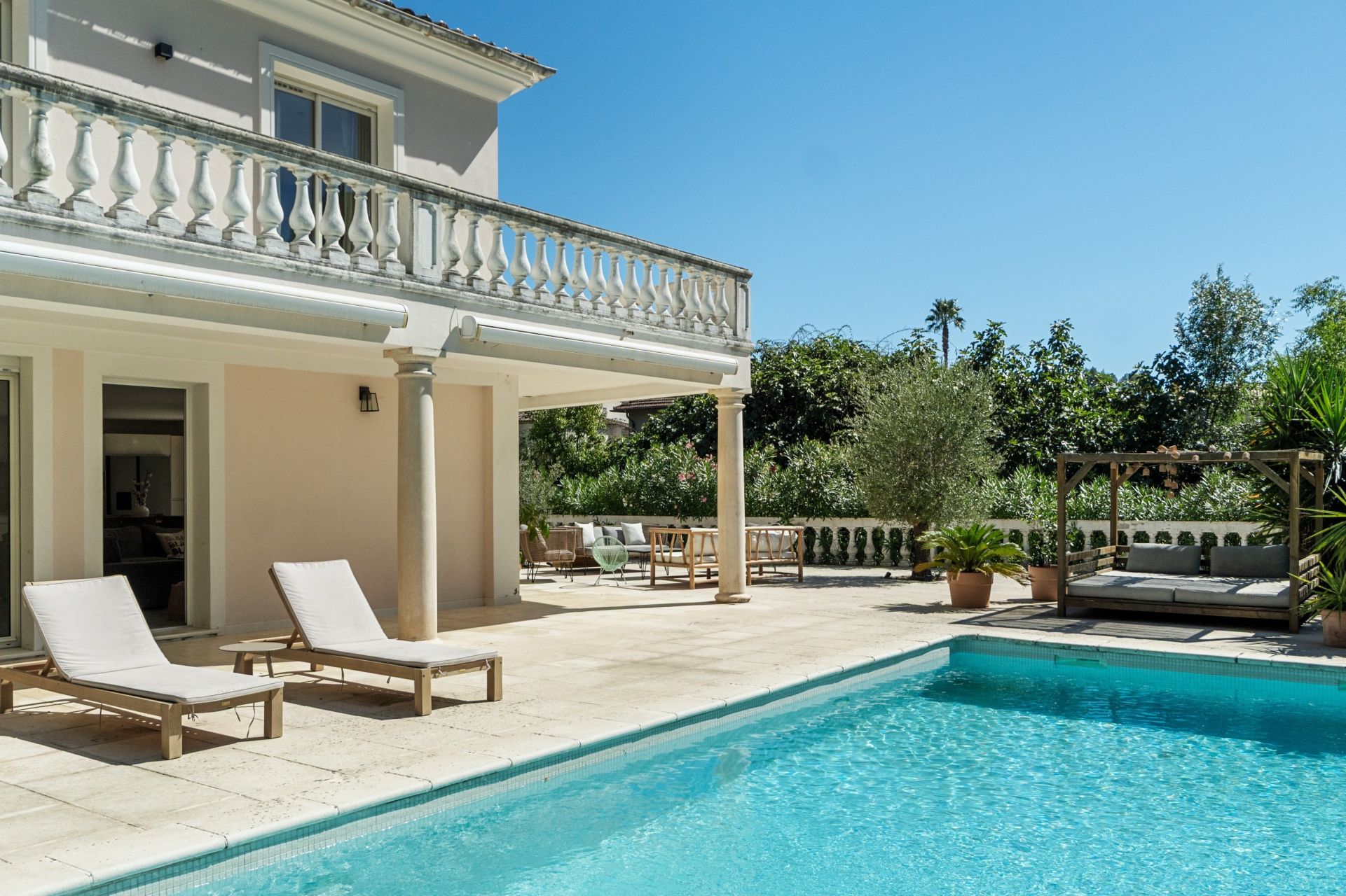 maison de luxe 7 Pièces en vente sur LA ROQUETTE SUR SIAGNE (06550)