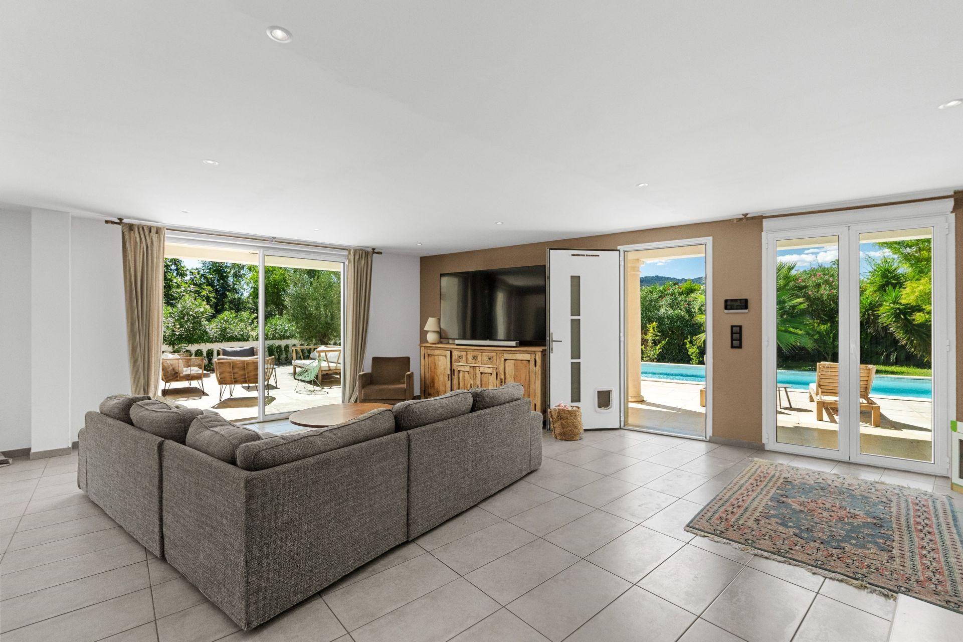 maison de luxe 7 Pièces en vente sur LA ROQUETTE SUR SIAGNE (06550)