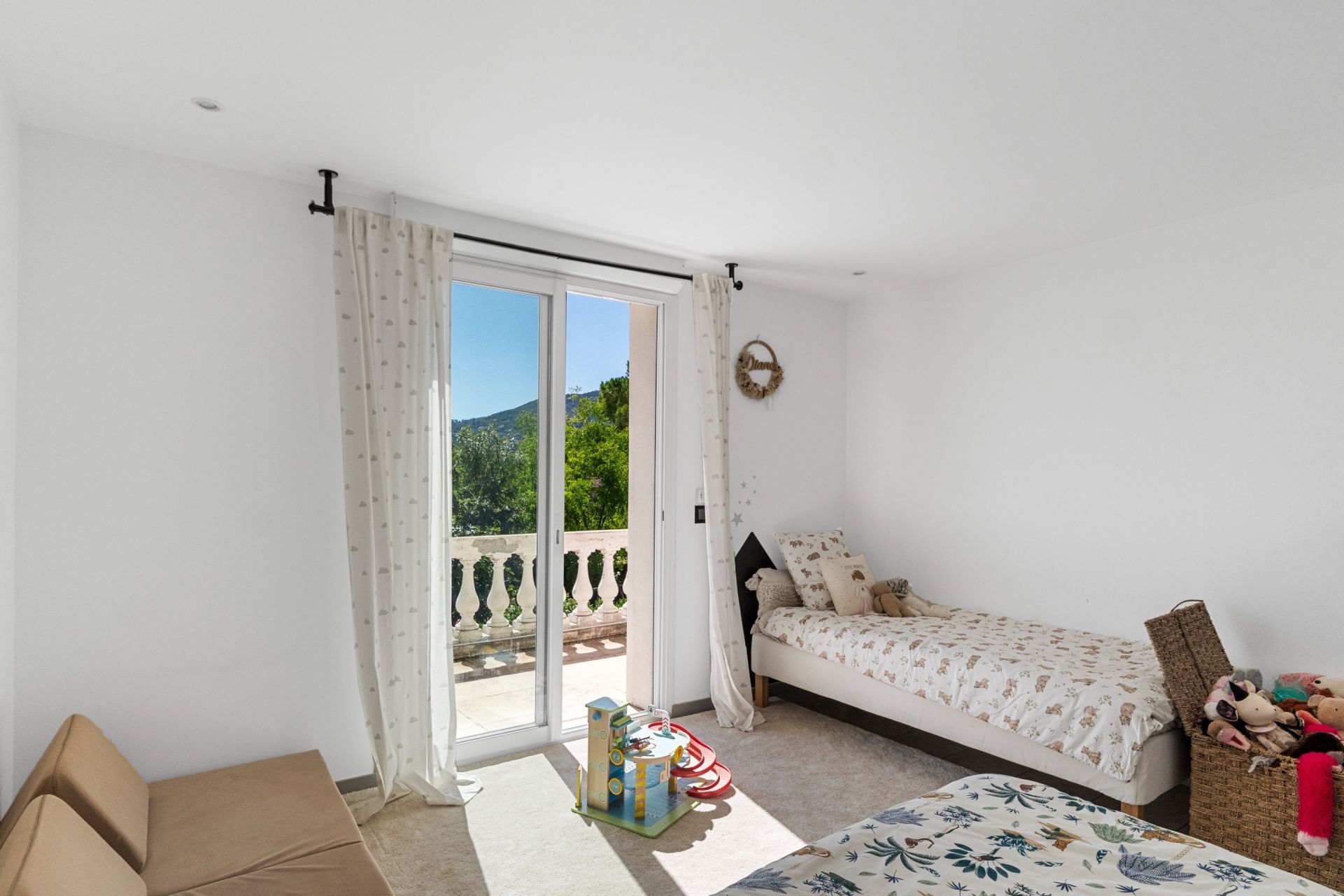 maison de luxe 7 Pièces en vente sur LA ROQUETTE SUR SIAGNE (06550)