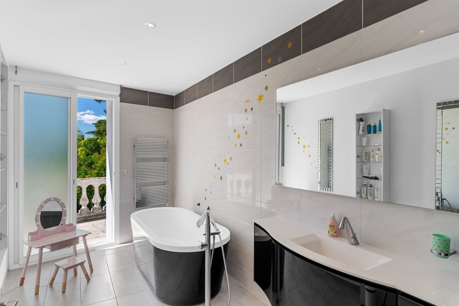 maison de luxe 7 Pièces en vente sur LA ROQUETTE SUR SIAGNE (06550)