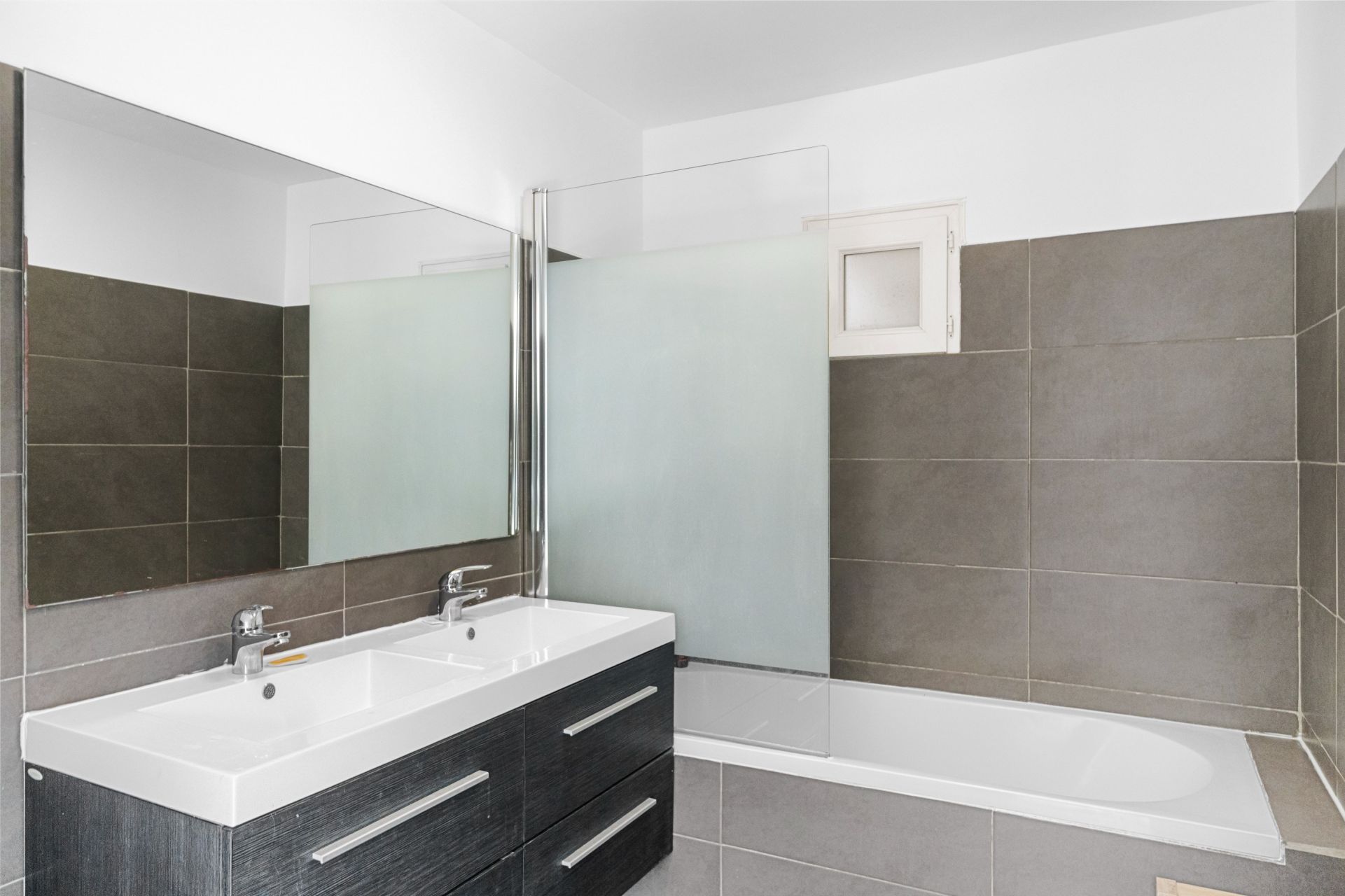 maison de luxe 7 Pièces en vente sur LA ROQUETTE SUR SIAGNE (06550)