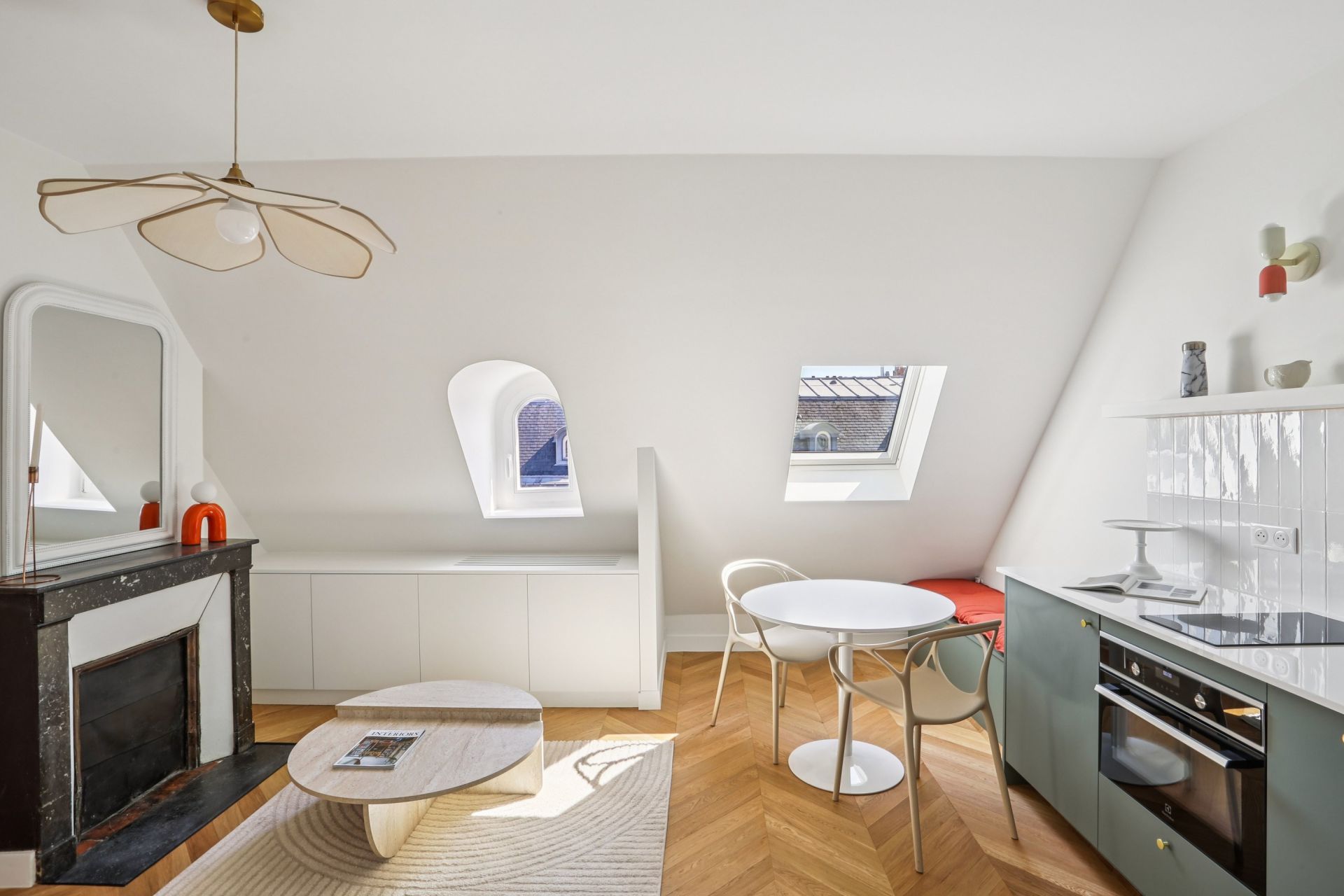 luxury apartment 2 Rooms for sale on PARIS (75008)