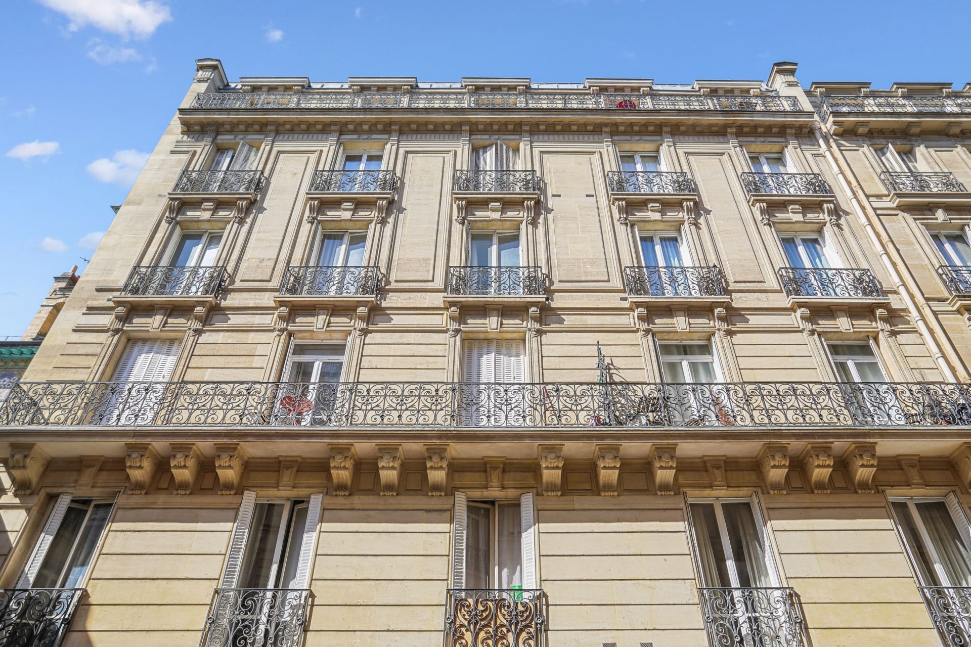 luxury apartment 2 Rooms for sale on PARIS (75008)