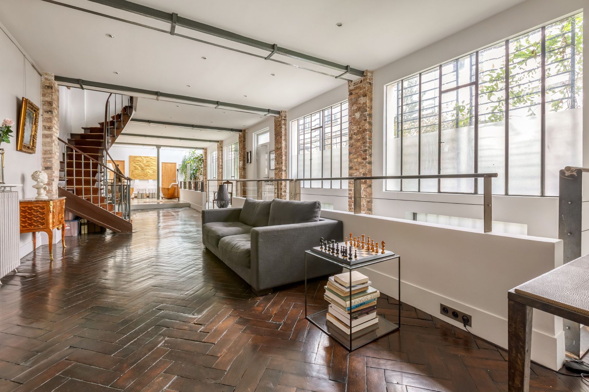 luxury apartment 6 Rooms for sale on PARIS (75010)