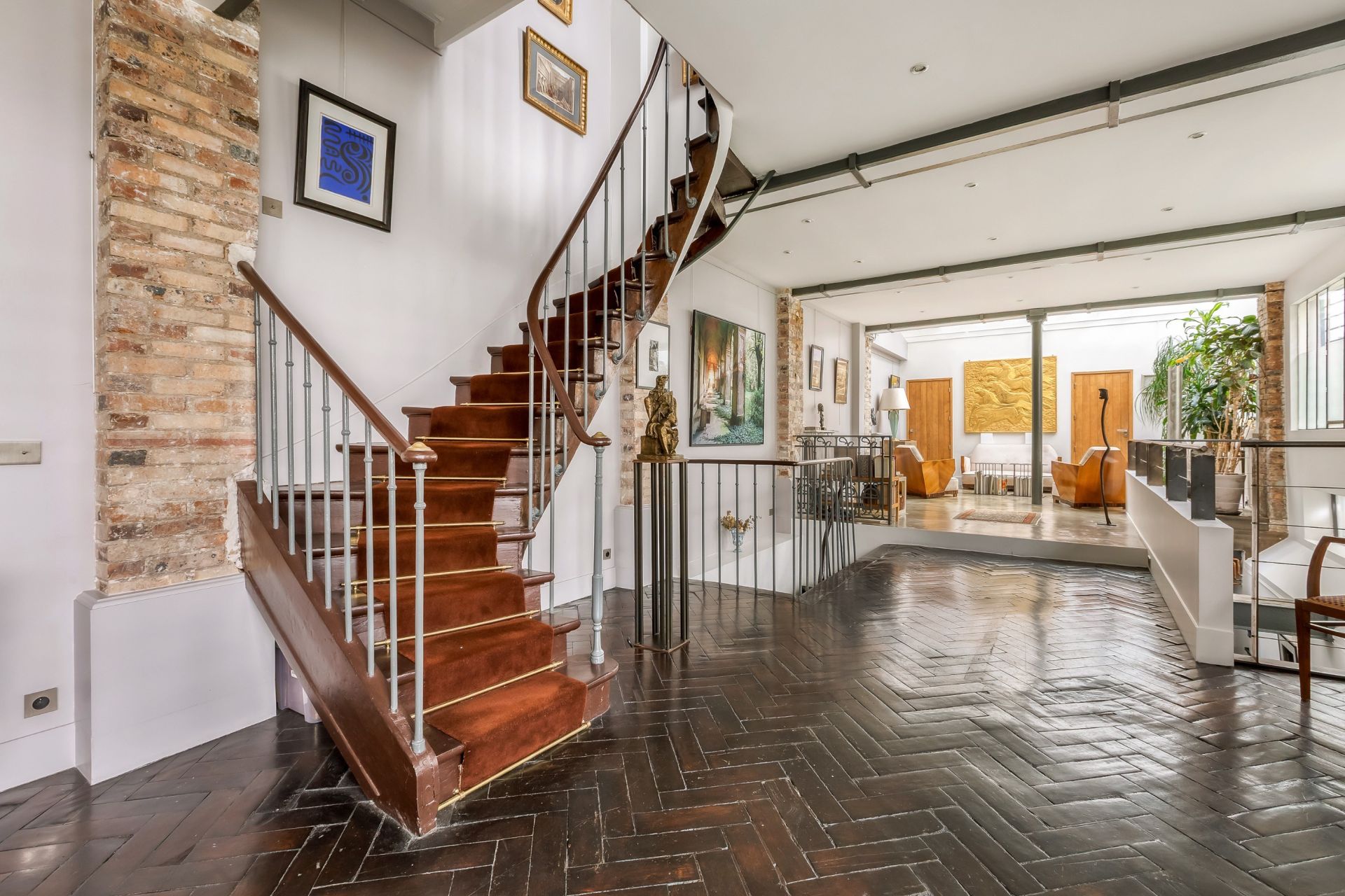 luxury apartment 6 Rooms for sale on PARIS (75010)