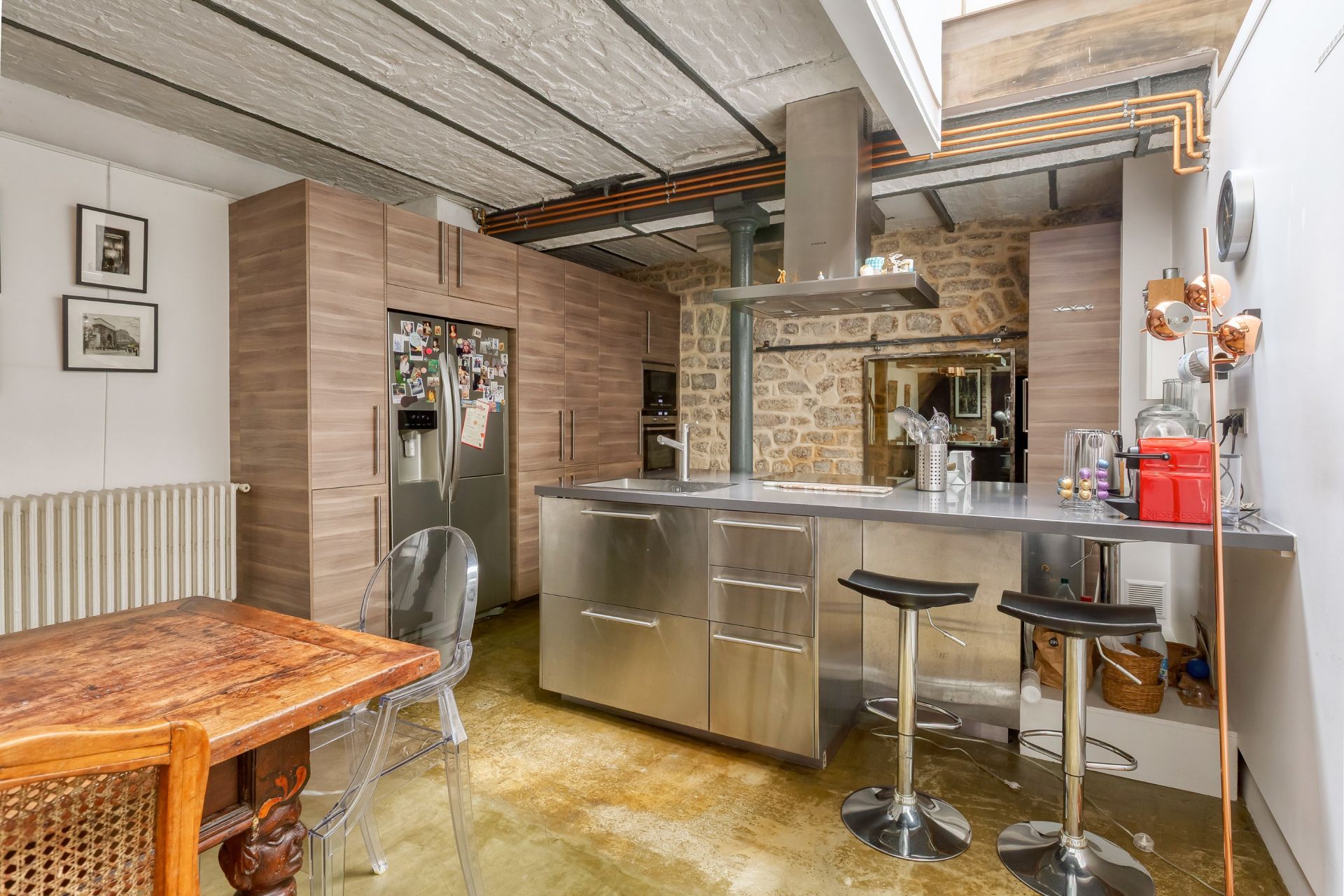 luxury apartment 6 Rooms for sale on PARIS (75010)