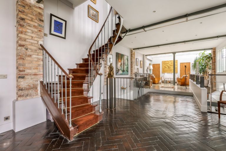 luxury apartment 6 Rooms for sale on PARIS (75010)