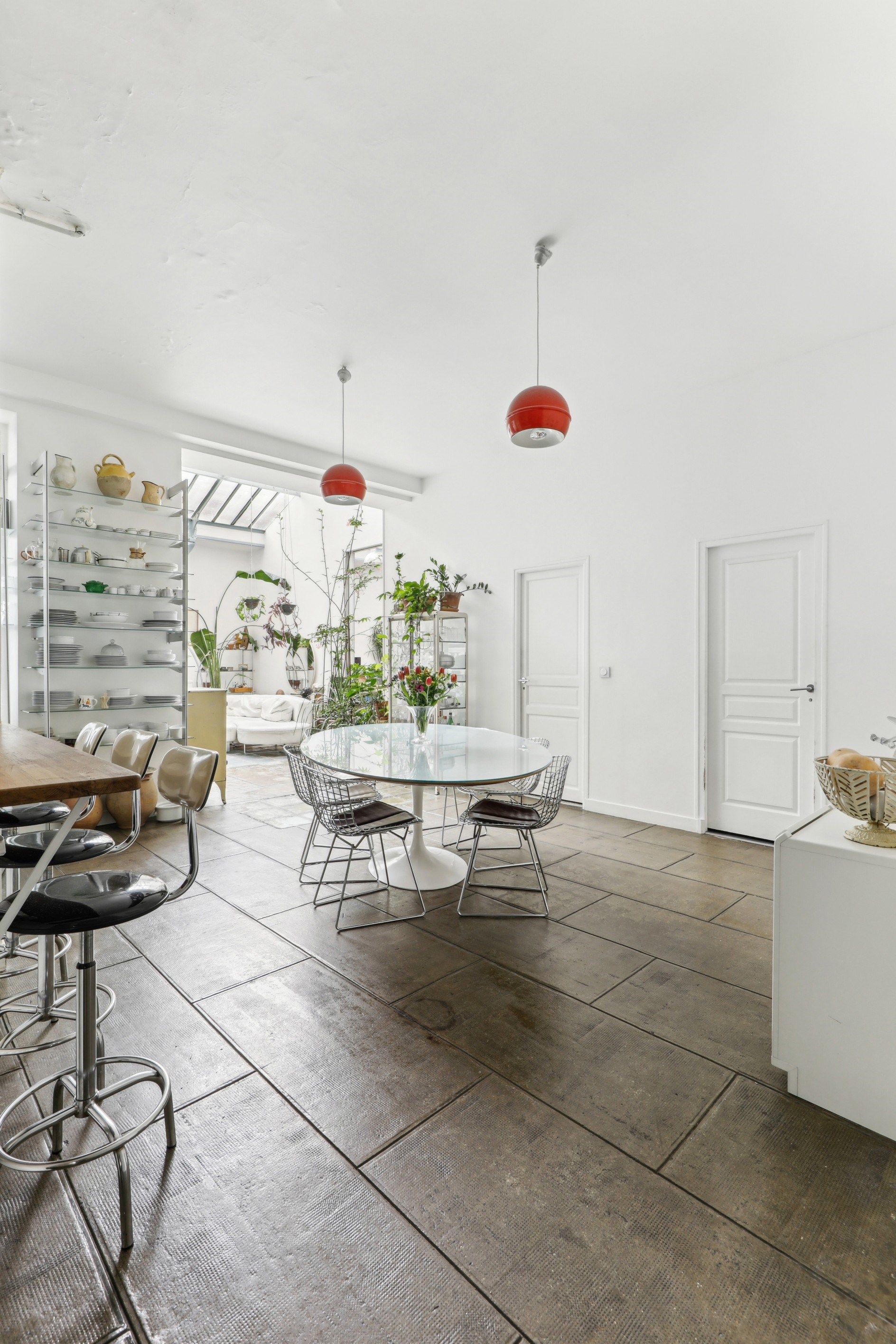 luxury apartment 10 Rooms for sale on PARIS (75009)