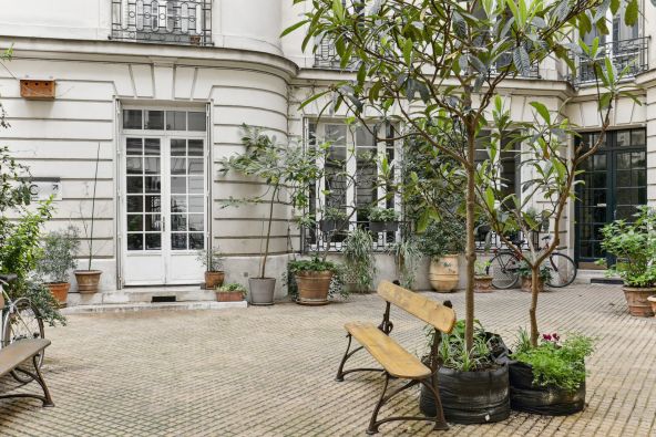 Sale Luxury apartment Paris 9 10 Rooms 353 m²