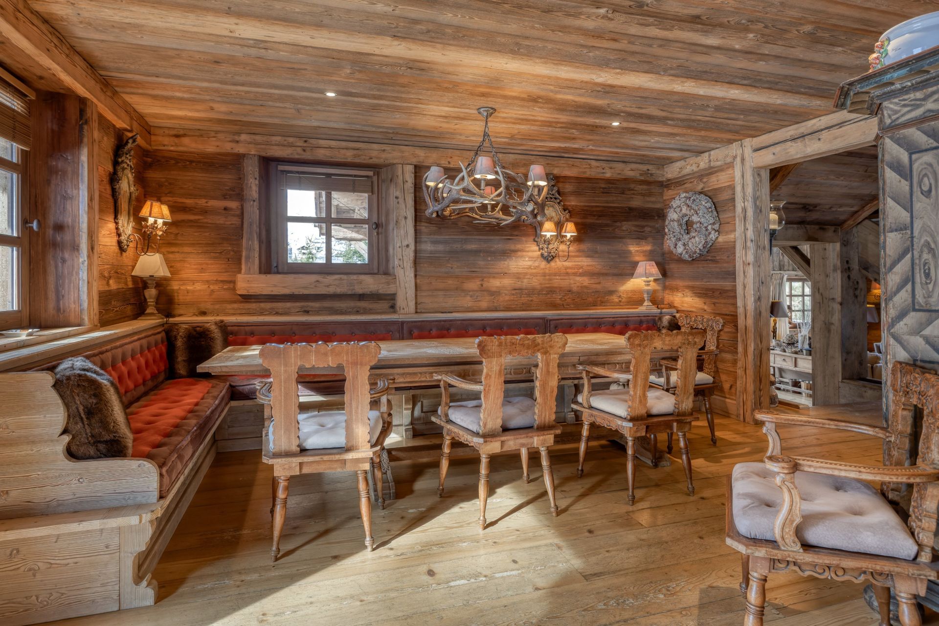 luxury chalet 12 Rooms for sale on MEGEVE (74120)
