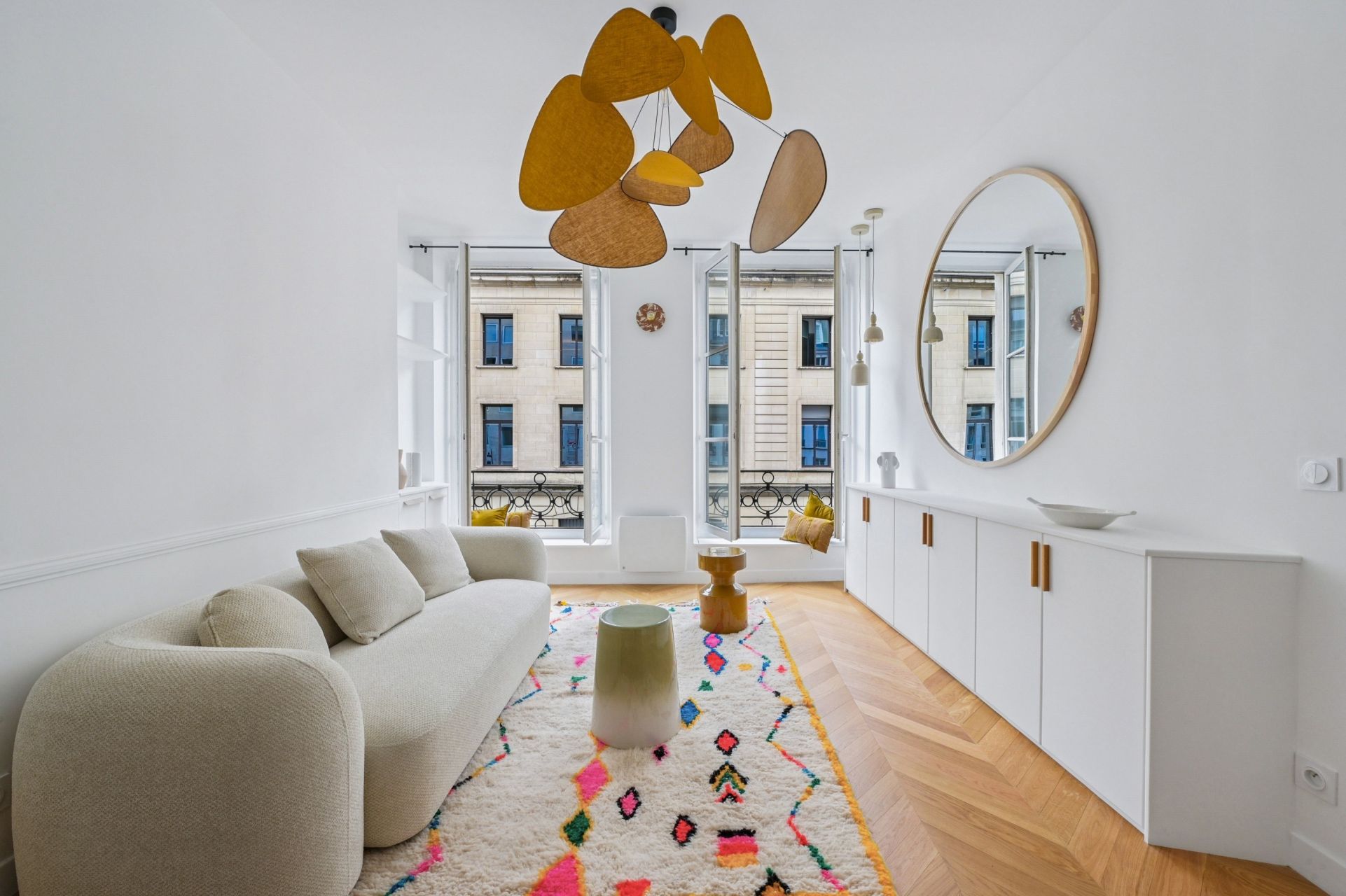 luxury apartment 2 Rooms for sale on PARIS (75001)