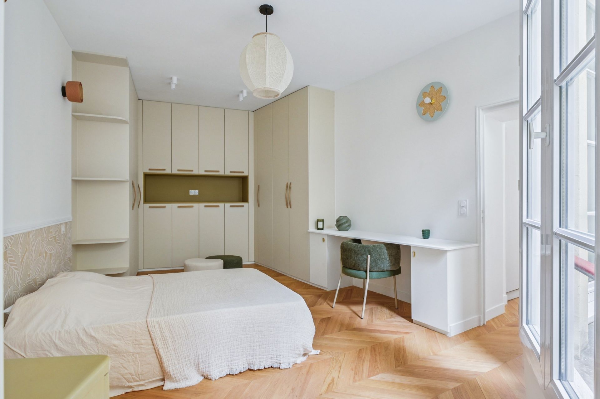 luxury apartment 2 Rooms for sale on PARIS (75001)