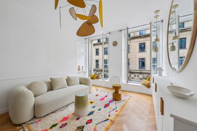 Sale Luxury apartment Paris 1 2 Rooms 54 m²
