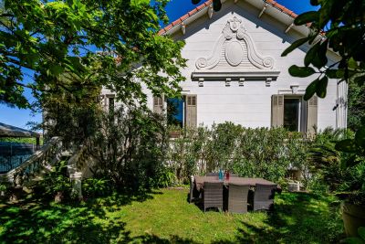 Sale Luxury house Marseille 8 9 Rooms 277 m²