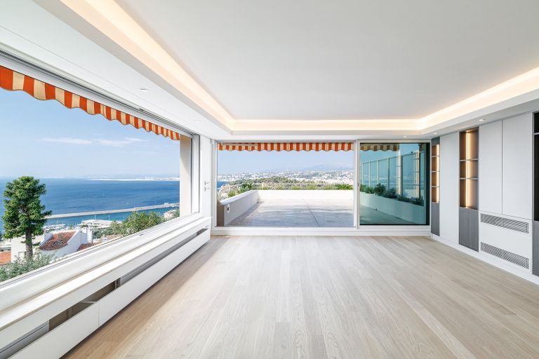 luxury apartment 3 Rooms for sale on NICE (06000)
