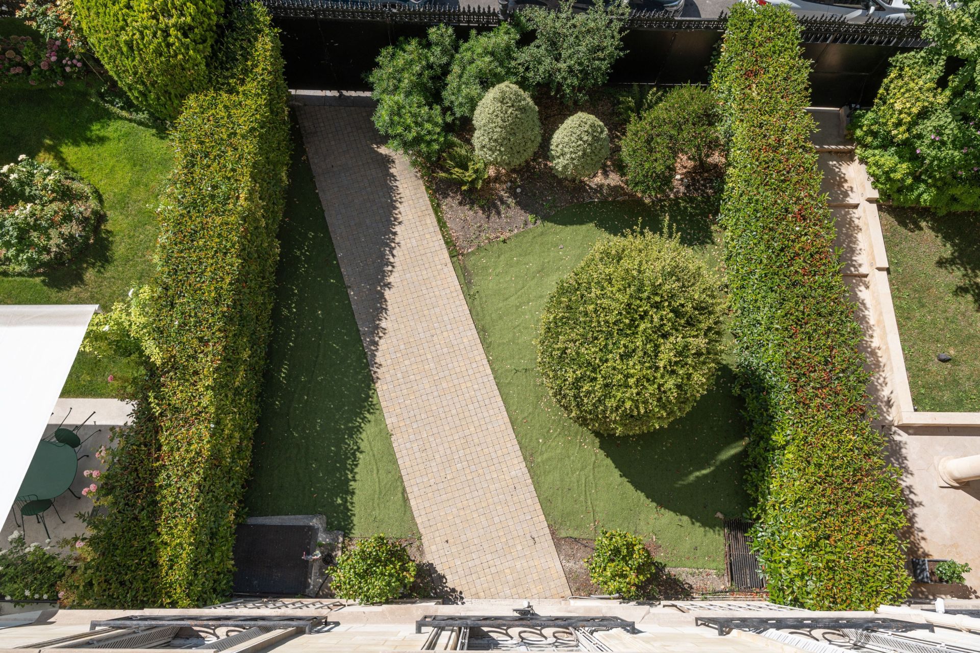 mansion (hôtel particulier) 14 Rooms for sale on PARIS (75016)