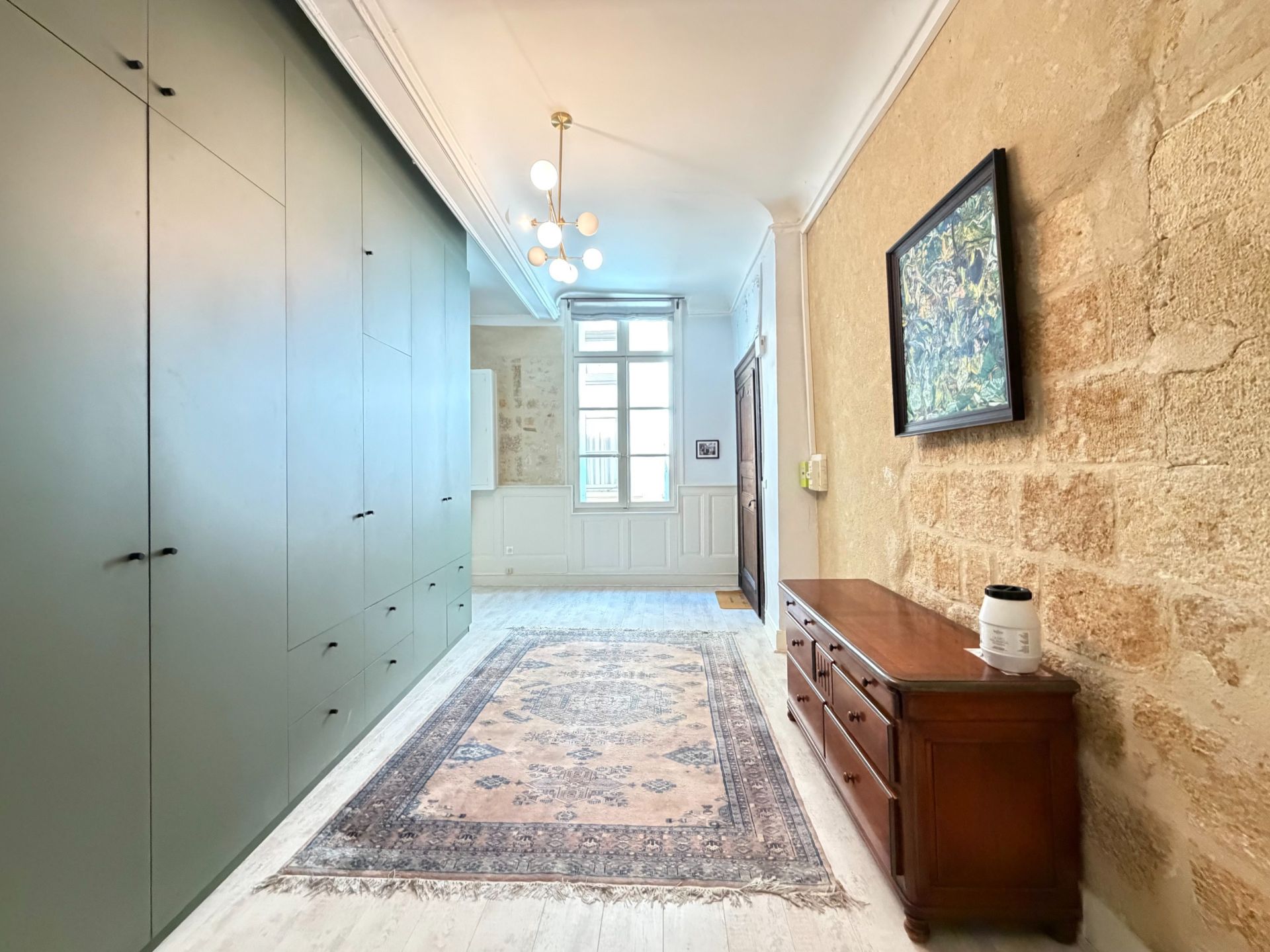 luxury apartment 5 Rooms for sale on MONTPELLIER (34000)