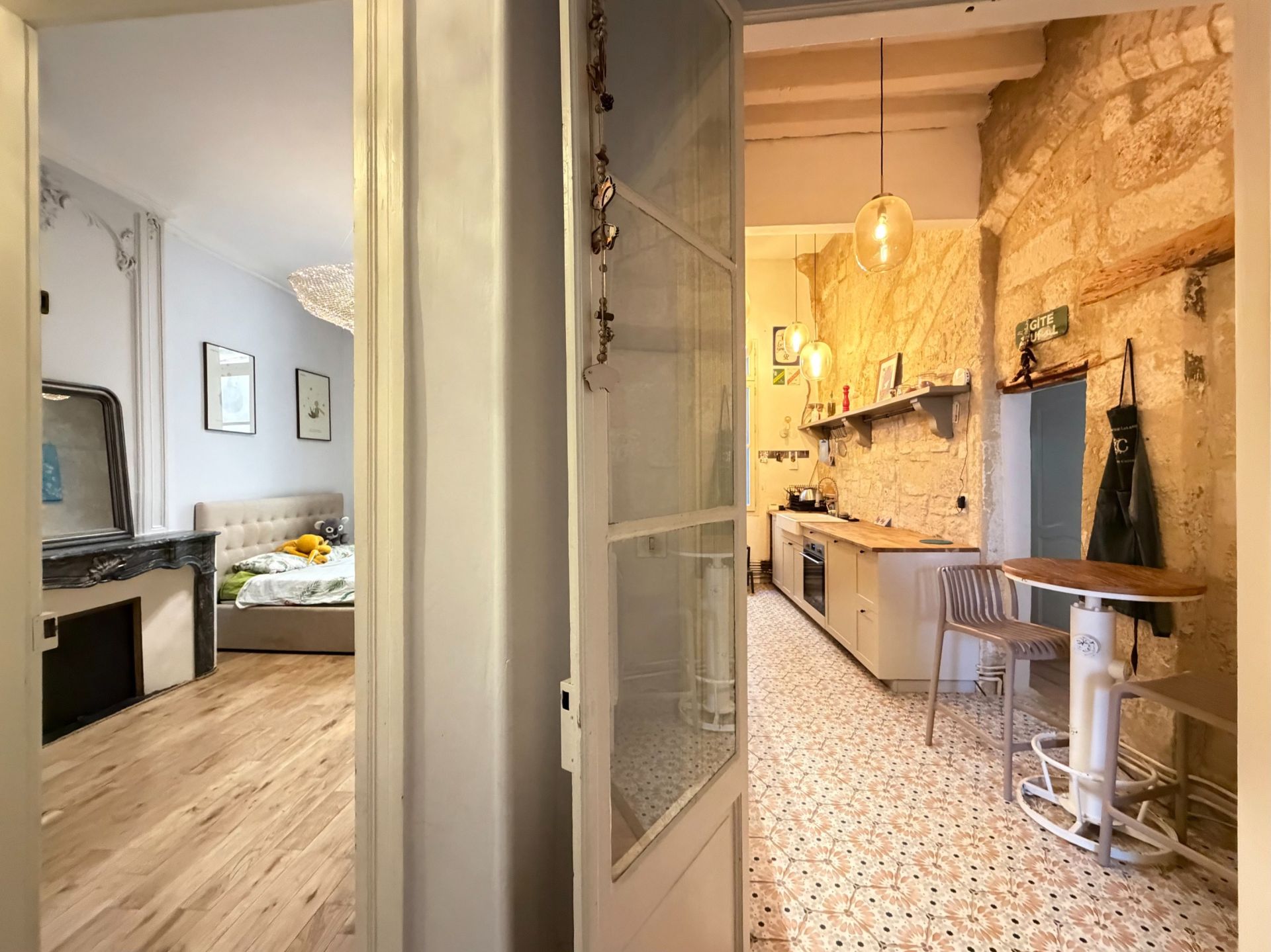 luxury apartment 5 Rooms for sale on MONTPELLIER (34000)