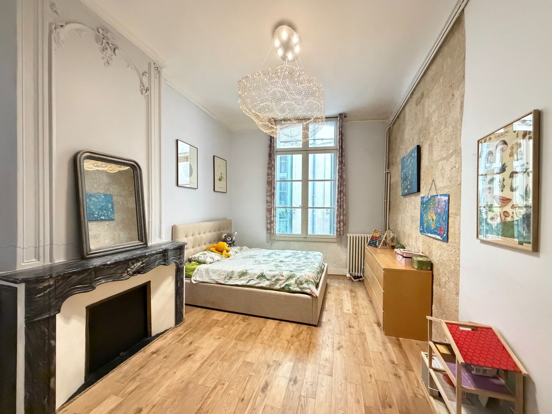 luxury apartment 5 Rooms for sale on MONTPELLIER (34000)