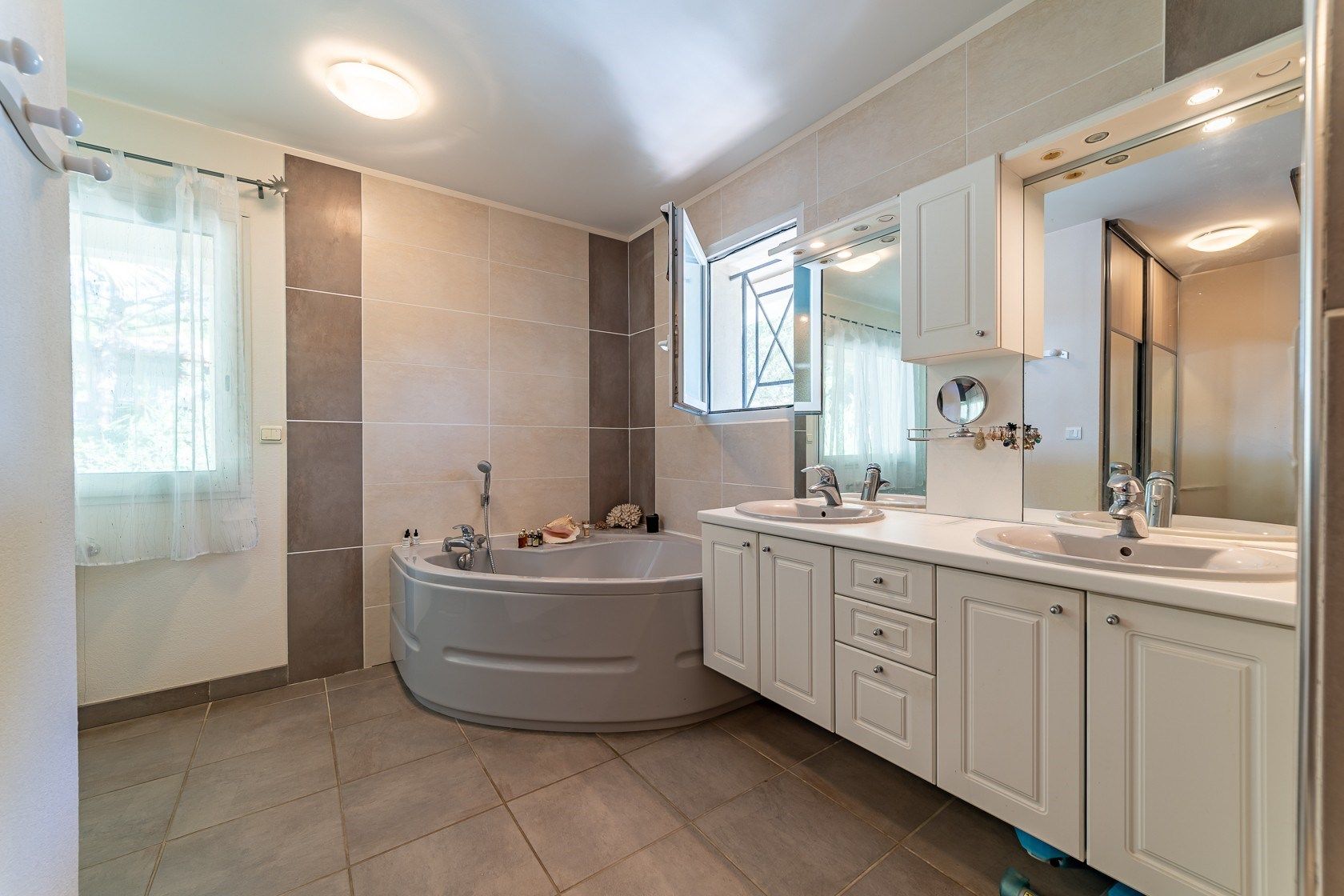 maison de luxe 7 Pièces en vente sur AGDE (34300)