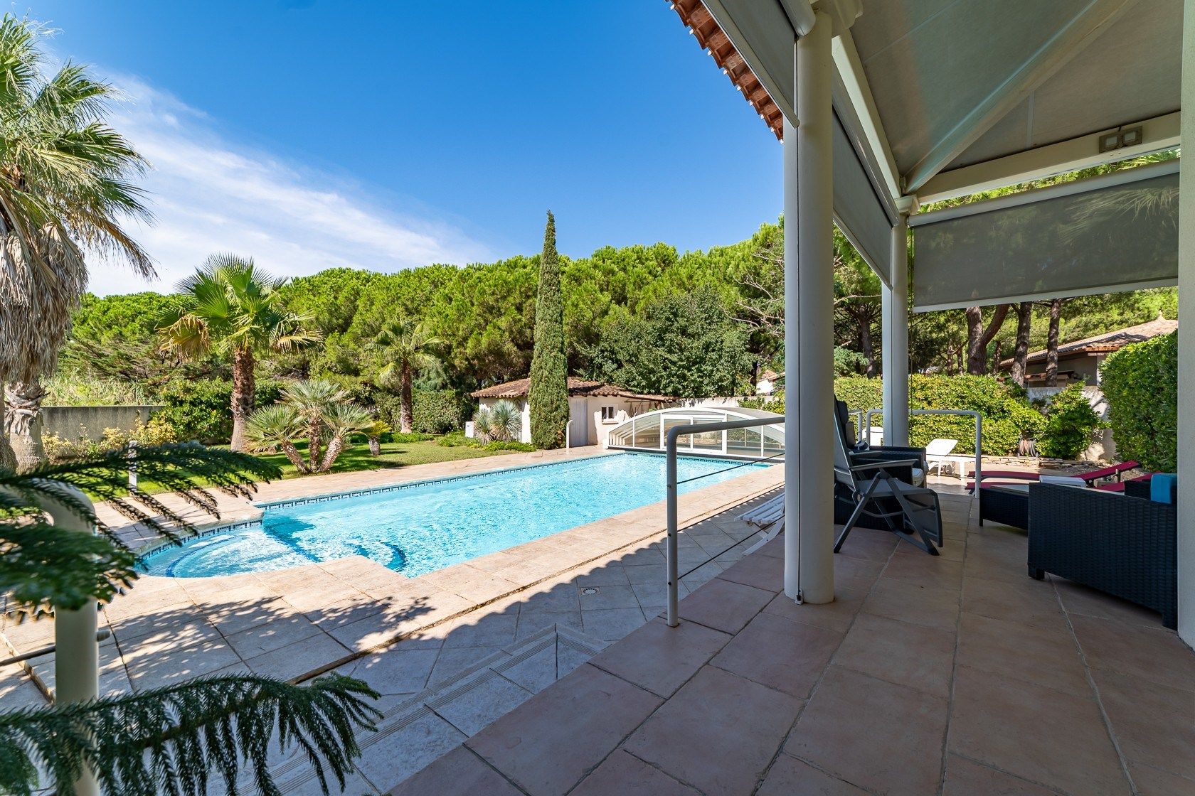 luxury house 7 Rooms for sale on AGDE (34300)