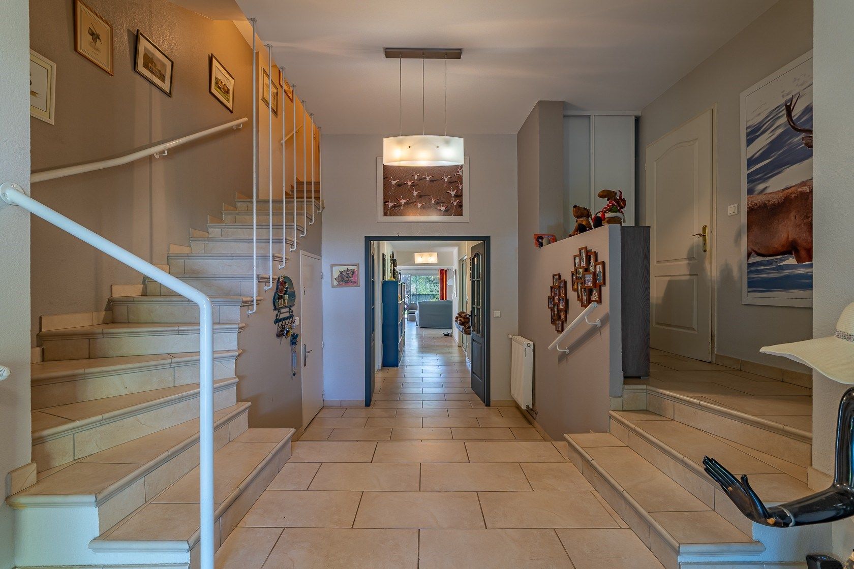 luxury house 7 Rooms for sale on AGDE (34300)