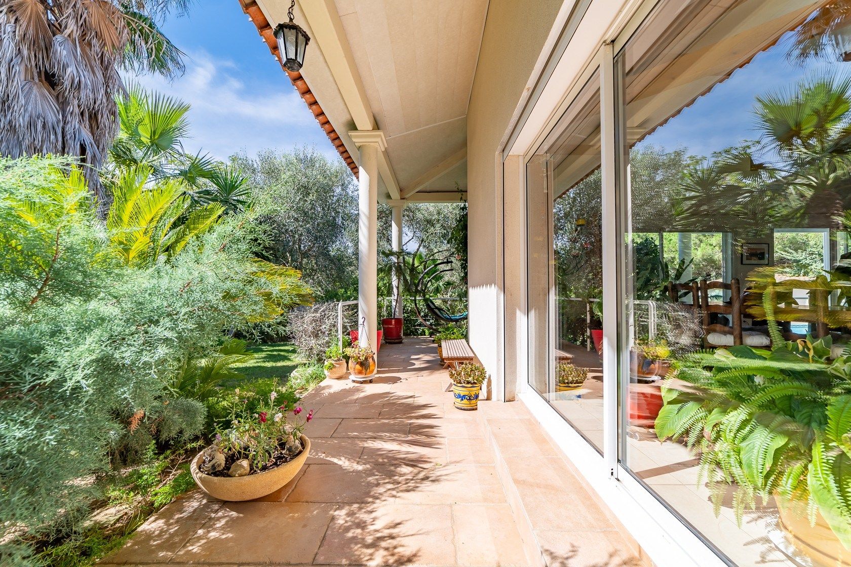 luxury house 7 Rooms for sale on AGDE (34300)