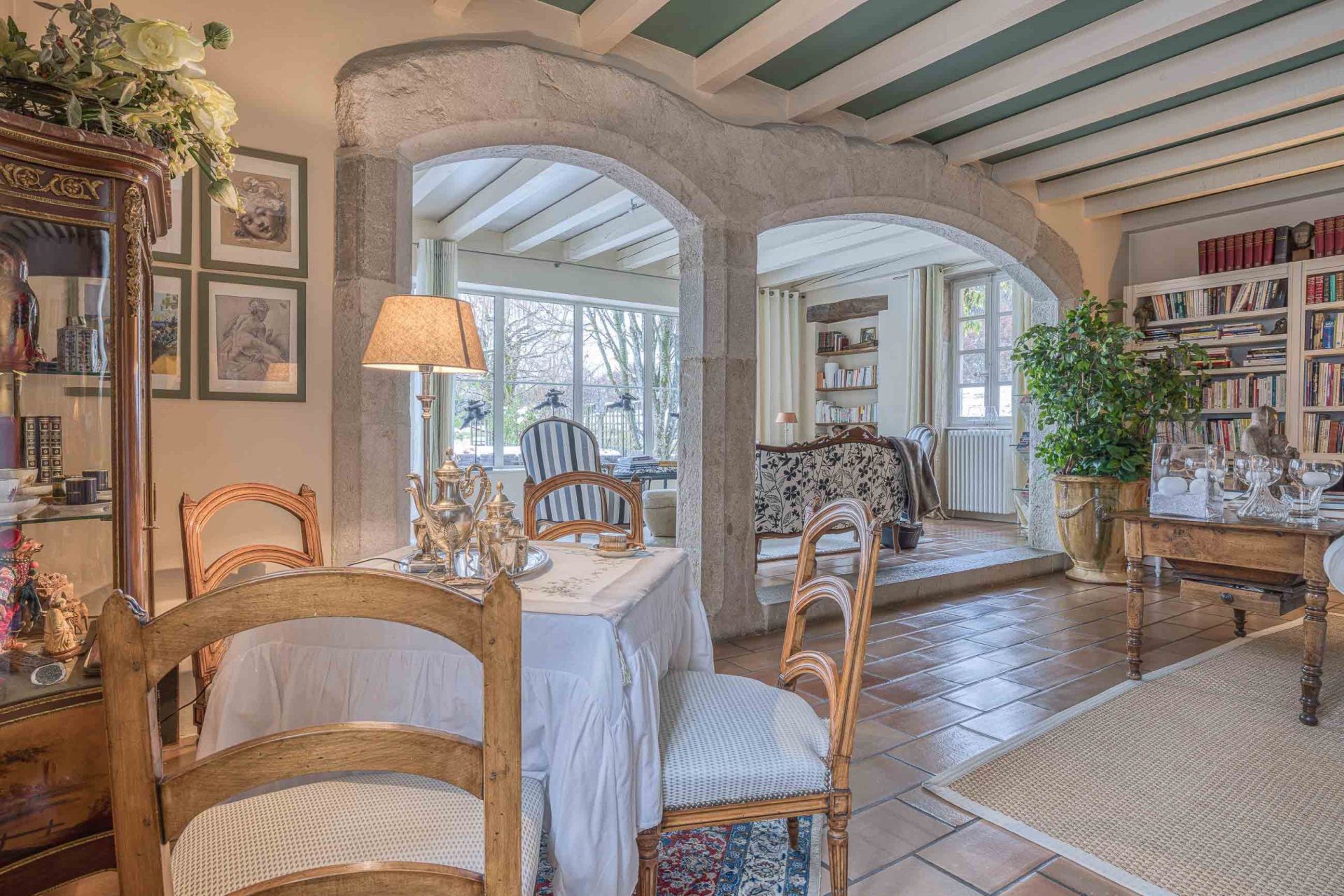 luxury house 12 Rooms for sale on CHAPEIRY (74540)