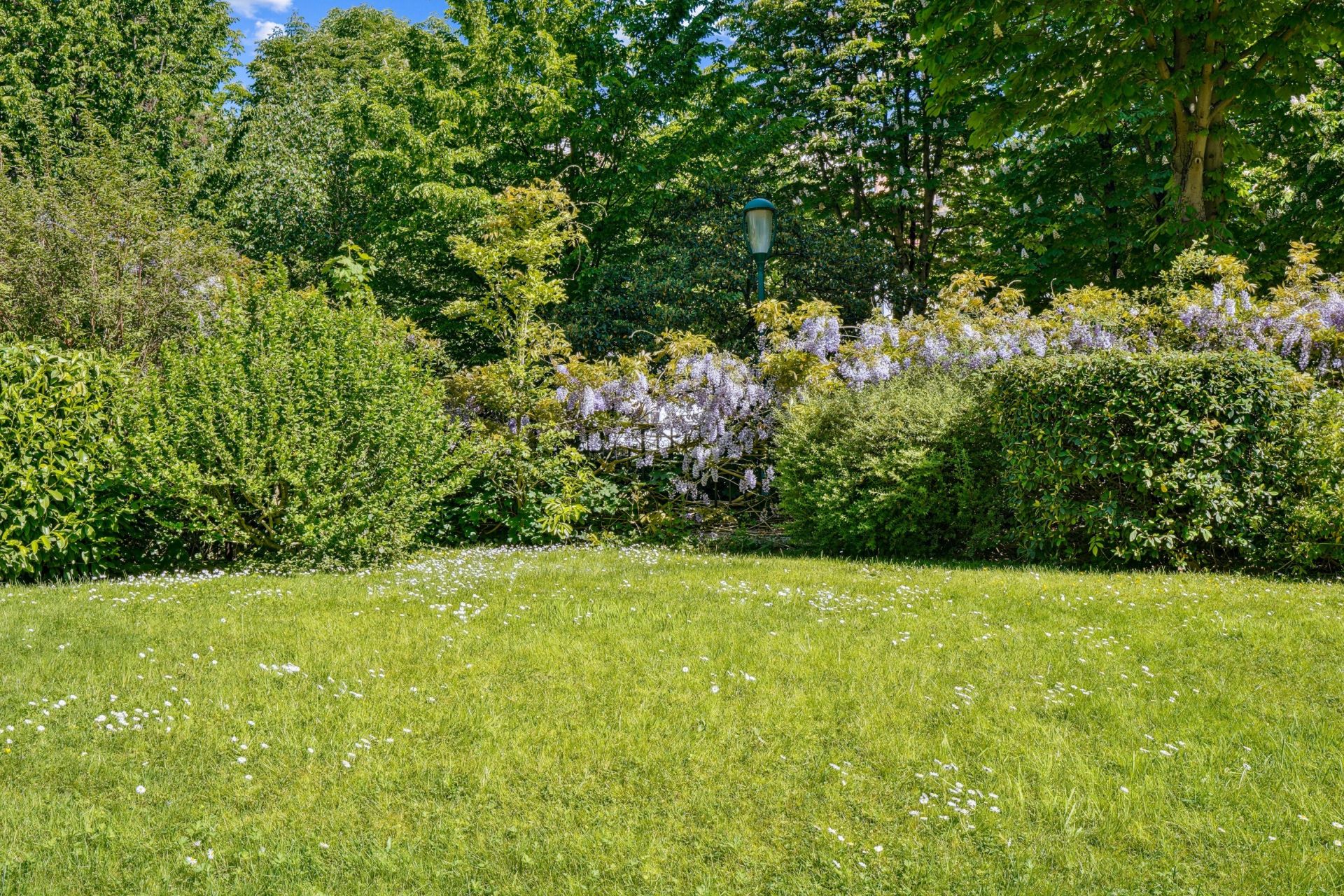 luxury apartment 3 Rooms for sale on NEUILLY SUR SEINE (92200)