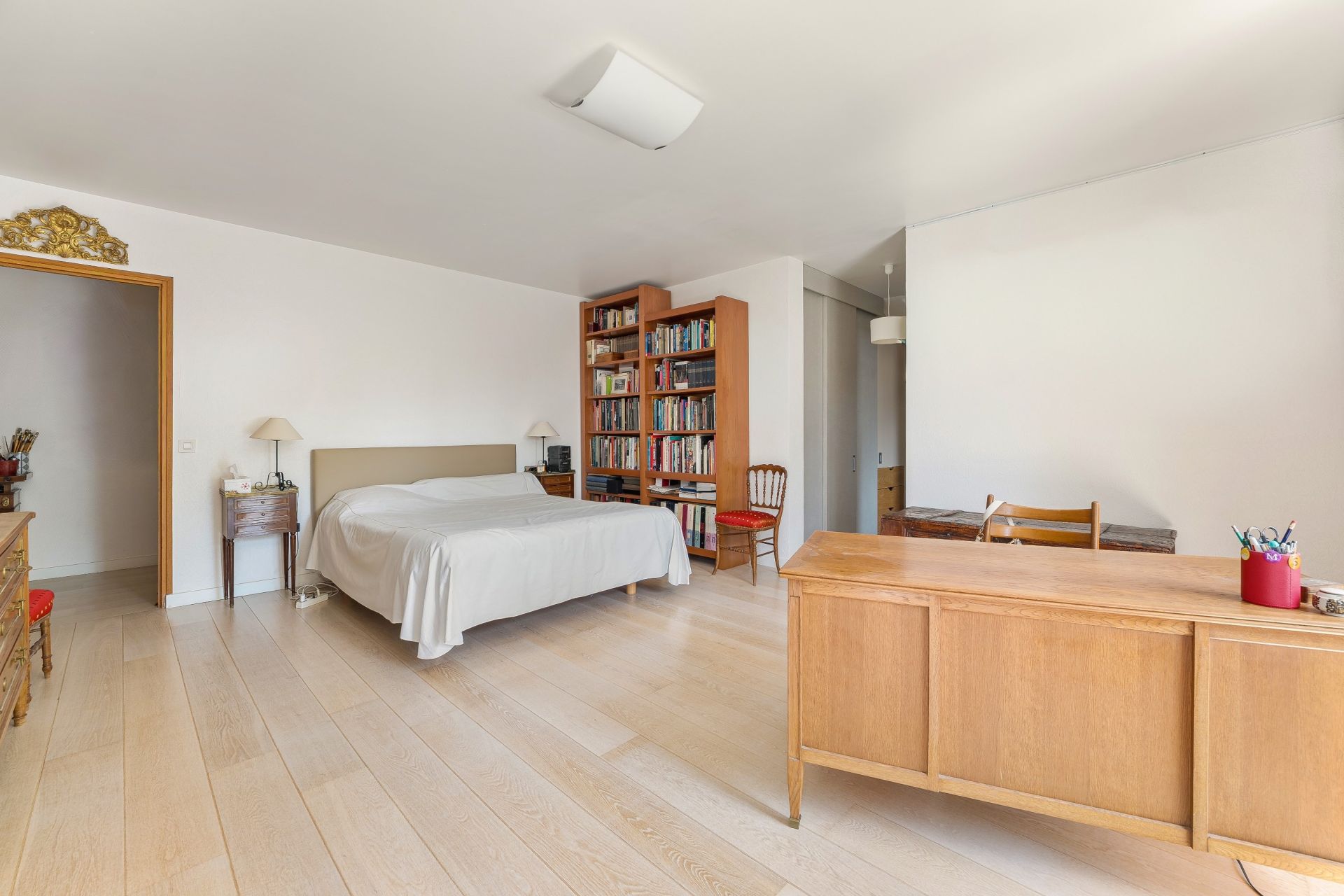 luxury traditional house 8 Rooms for sale on PREVESSIN MOENS (01280)