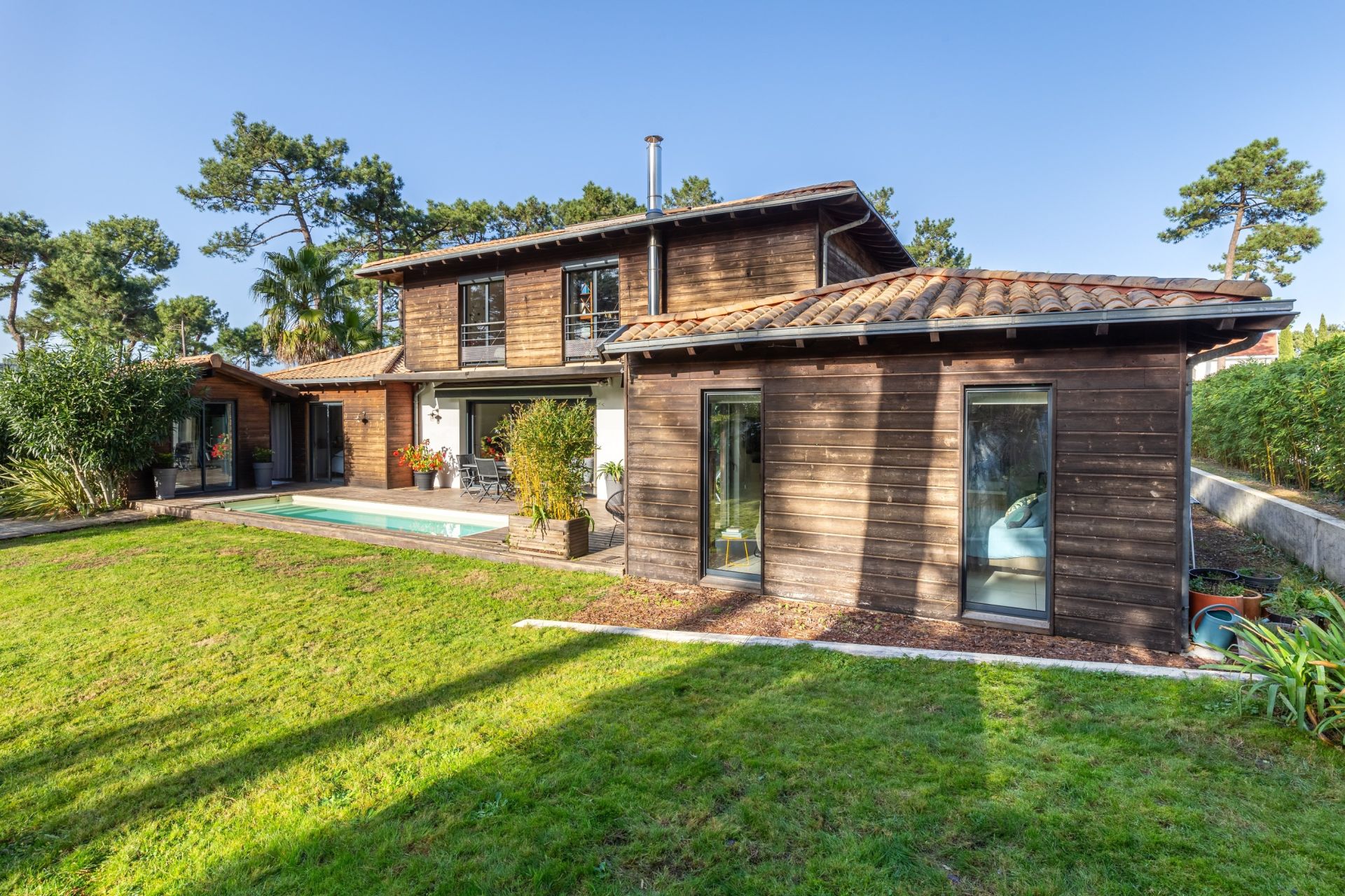 luxury house 7 Rooms for sale on ARCACHON (33120)