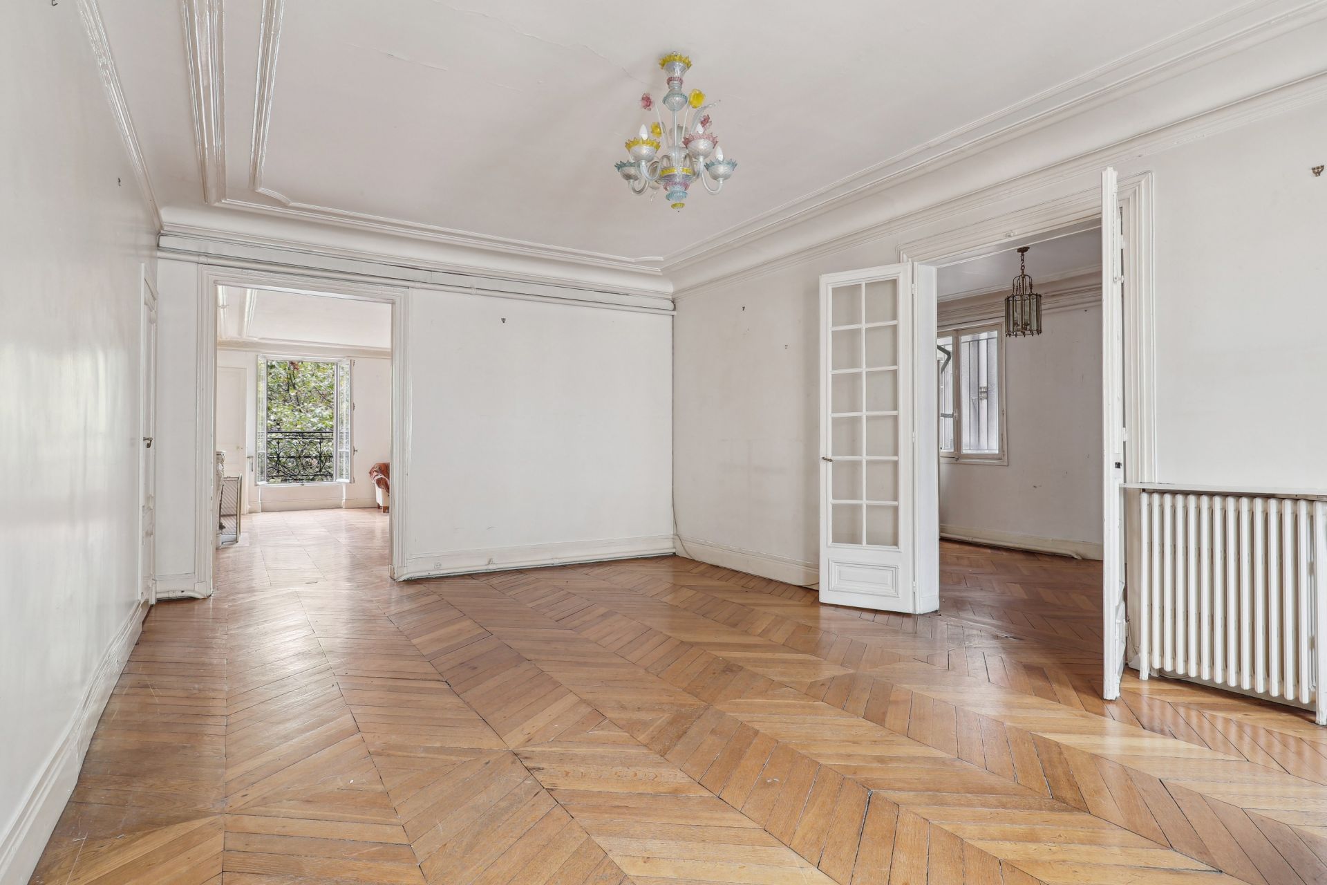 luxury apartment 6 Rooms for sale on PARIS (75009)