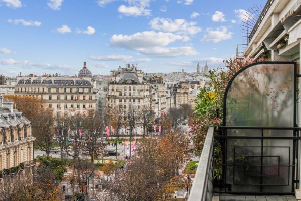 Sale Luxury apartment Paris 8 3 Rooms 118 m²