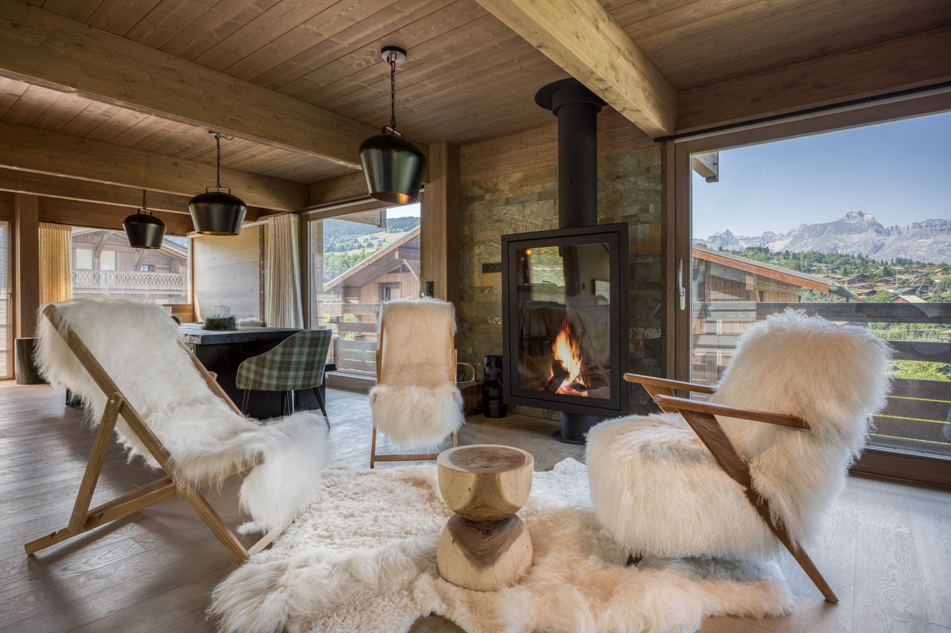luxury chalet 7 Rooms for sale on MEGEVE (74120)