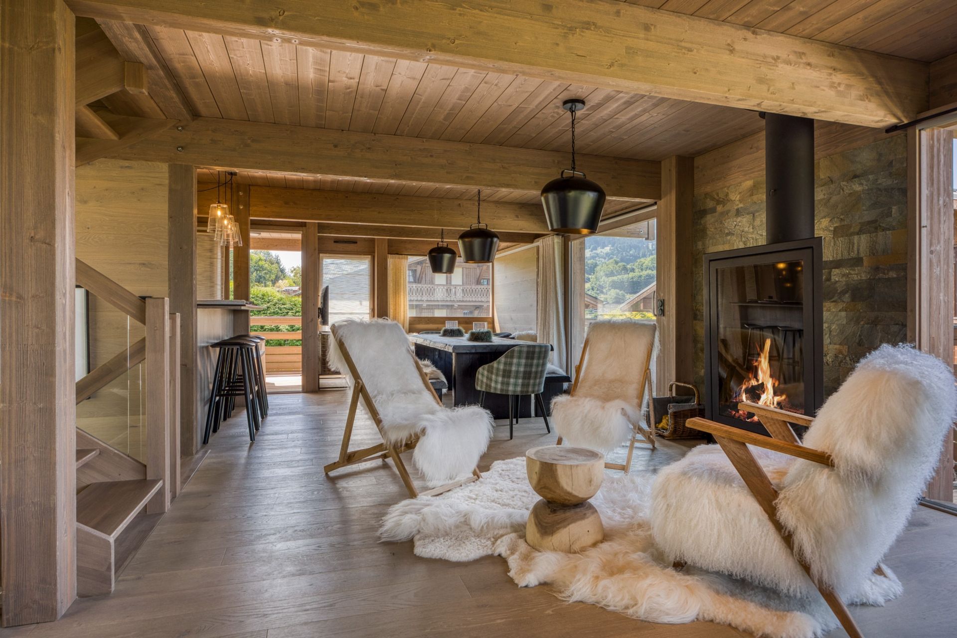 luxury chalet 7 Rooms for sale on MEGEVE (74120)