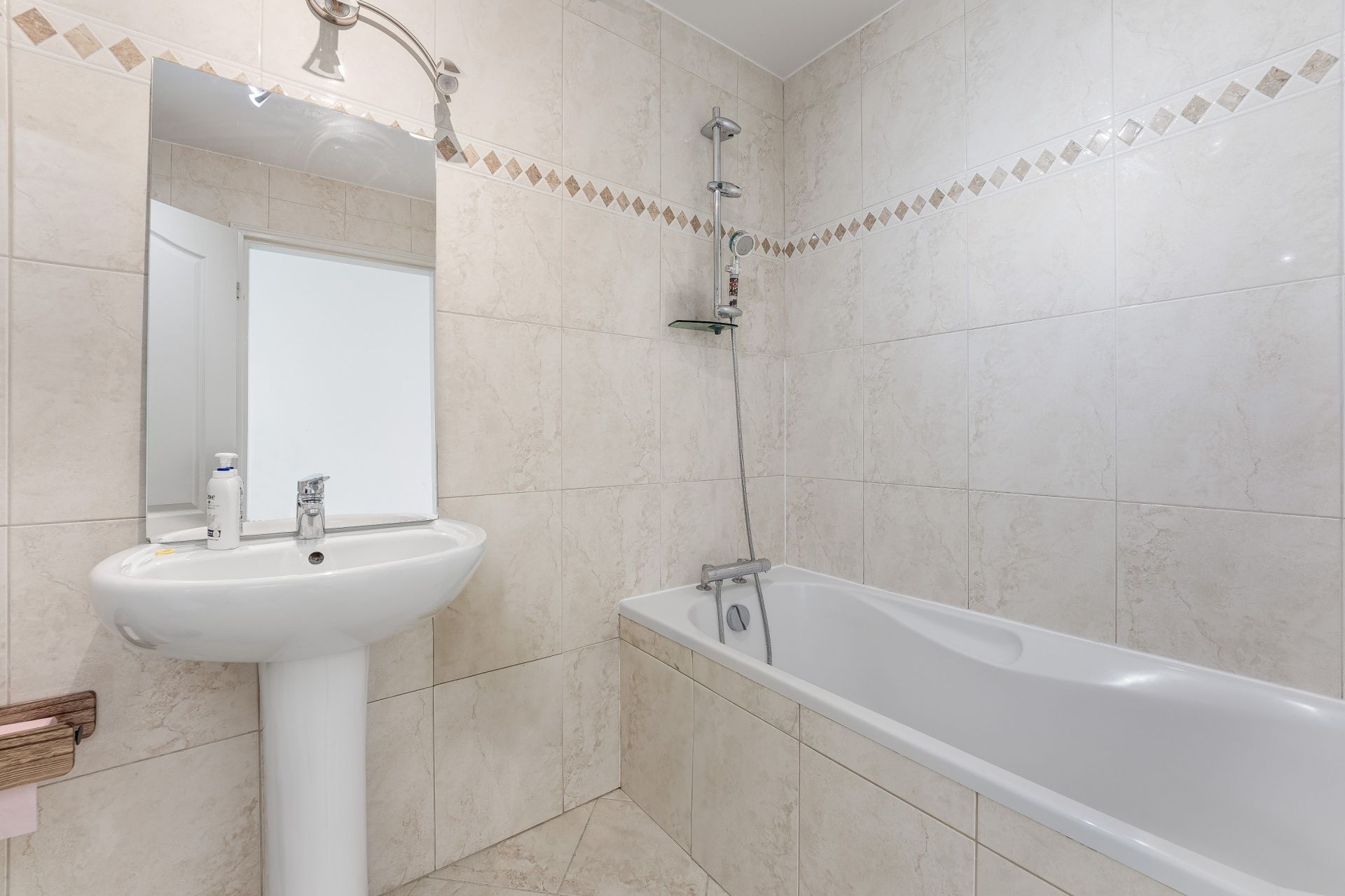 luxury apartment 4 Rooms for sale on DIVONNE LES BAINS (01220)