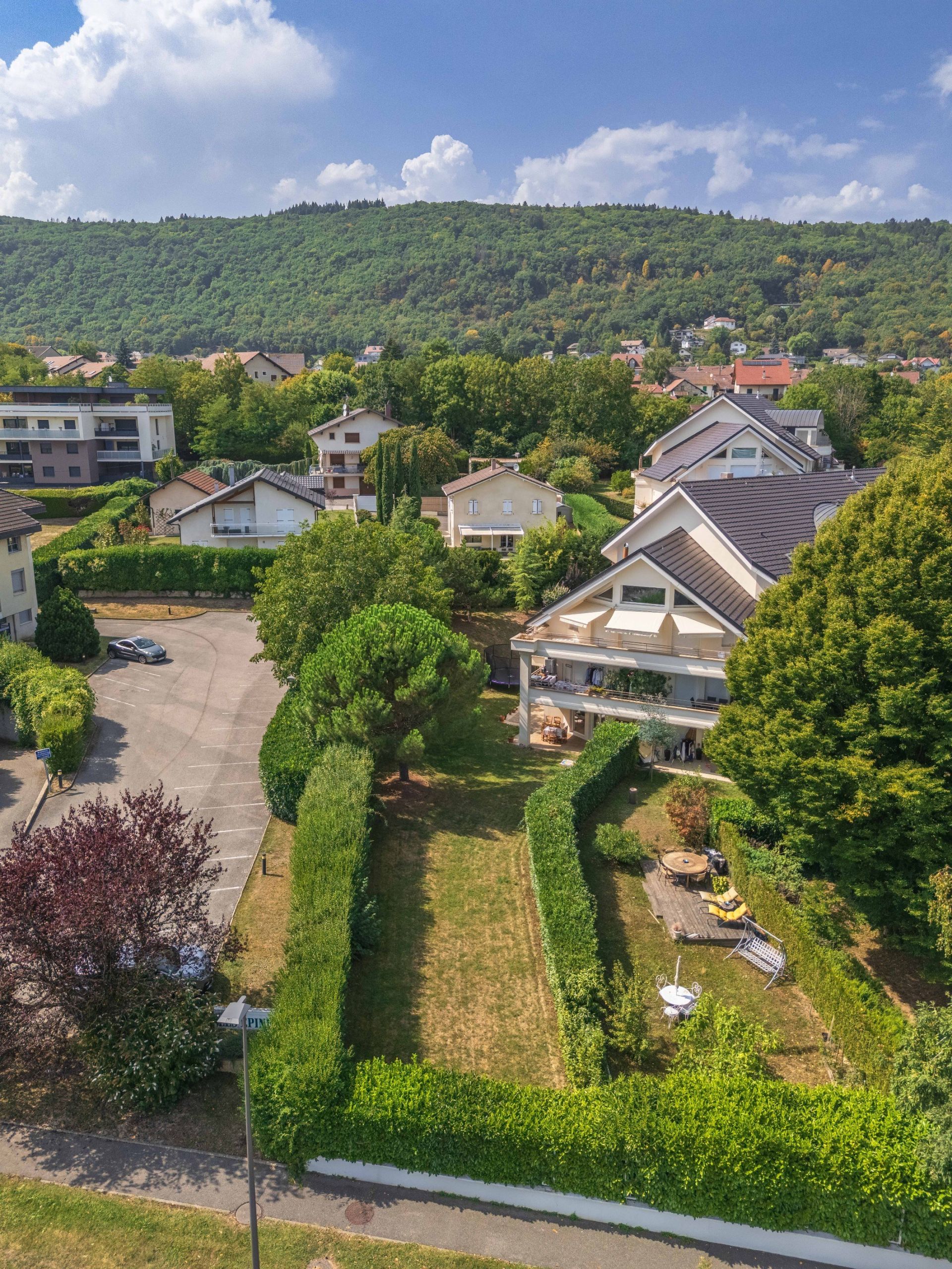 luxury apartment 4 Rooms for sale on DIVONNE LES BAINS (01220)